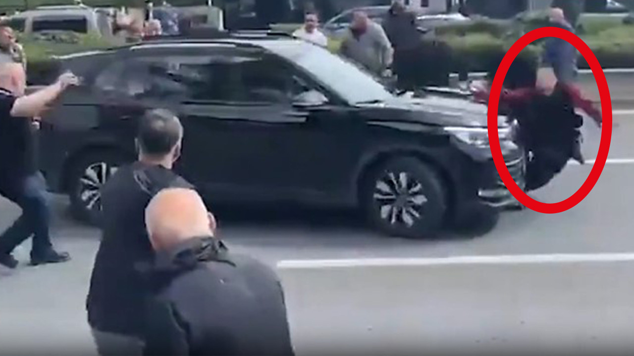 CHP Genel Merkezi önünde araç kalabalığa dalıp bir kadına çarptı