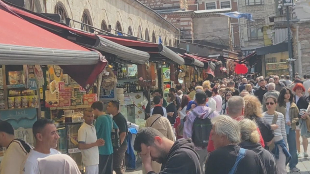 Tarihi semtte bayram telaşı