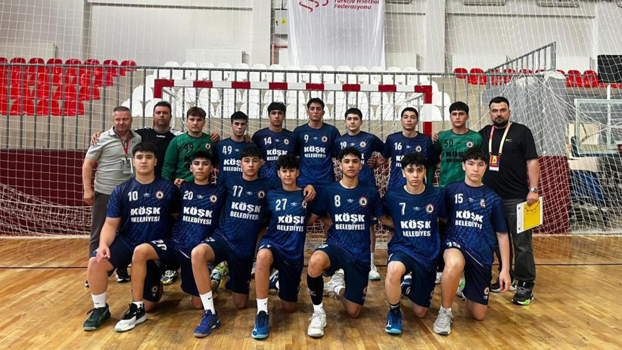Aydınlı Hentbolcular Türkiye Üçüncüsü Oldu: Köşk Belediyesi Doğan Spor’dan Büyük Başarı