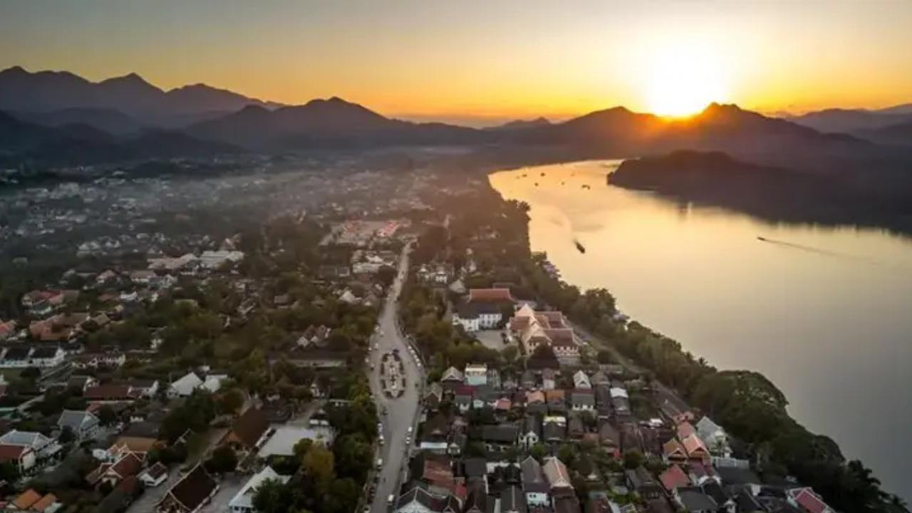 Laos'ta Define için girdikleri mağarada mahsur kaldılar: 5 kişi sağ kurtarıldı