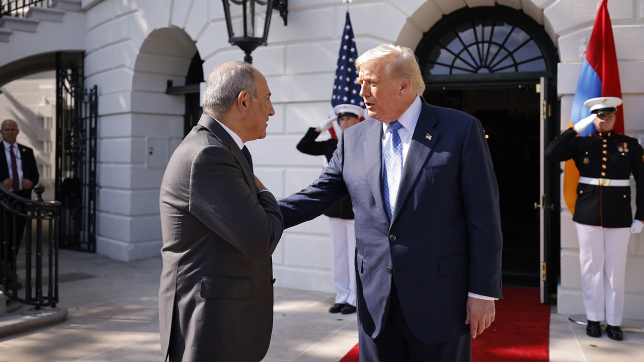 Trump’tan Paşinyan’a açık destek: Ermenistan’ı yeniden büyük yapacağız