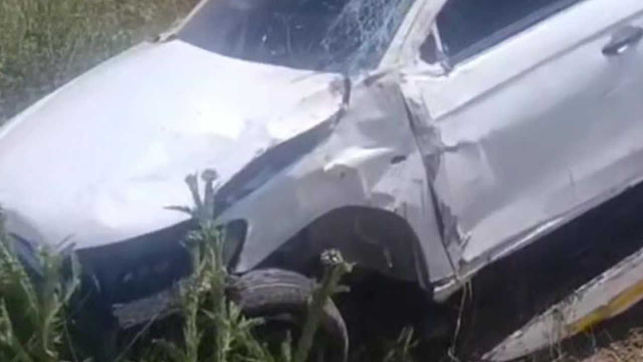 Adana’da otomobil tarlaya uçtu: 1 ölü, 1 yaralı