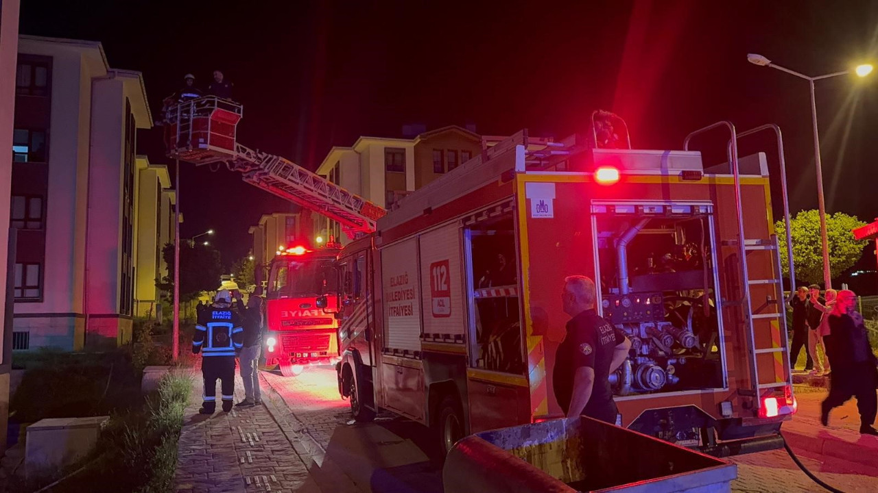 Bodrumda çıkan yangın 4 kişiyi hastanelik etti