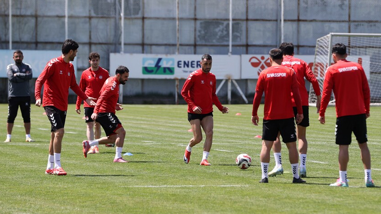 Sivasspor'da yönetim krizi: Gözler yeni adayda
