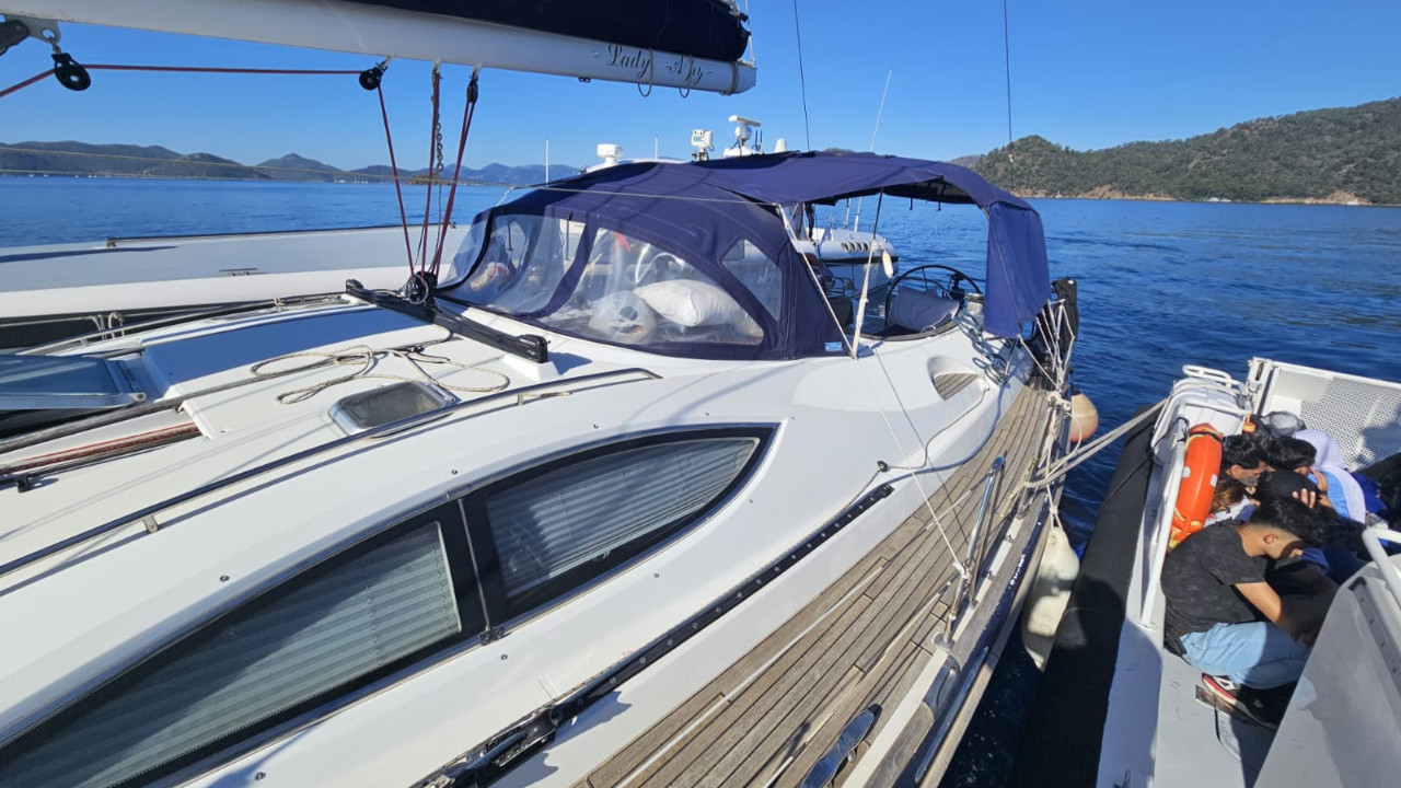 Fethiye açıklarında düzensiz göçmen operasyonu: 36 kişi yakalandı