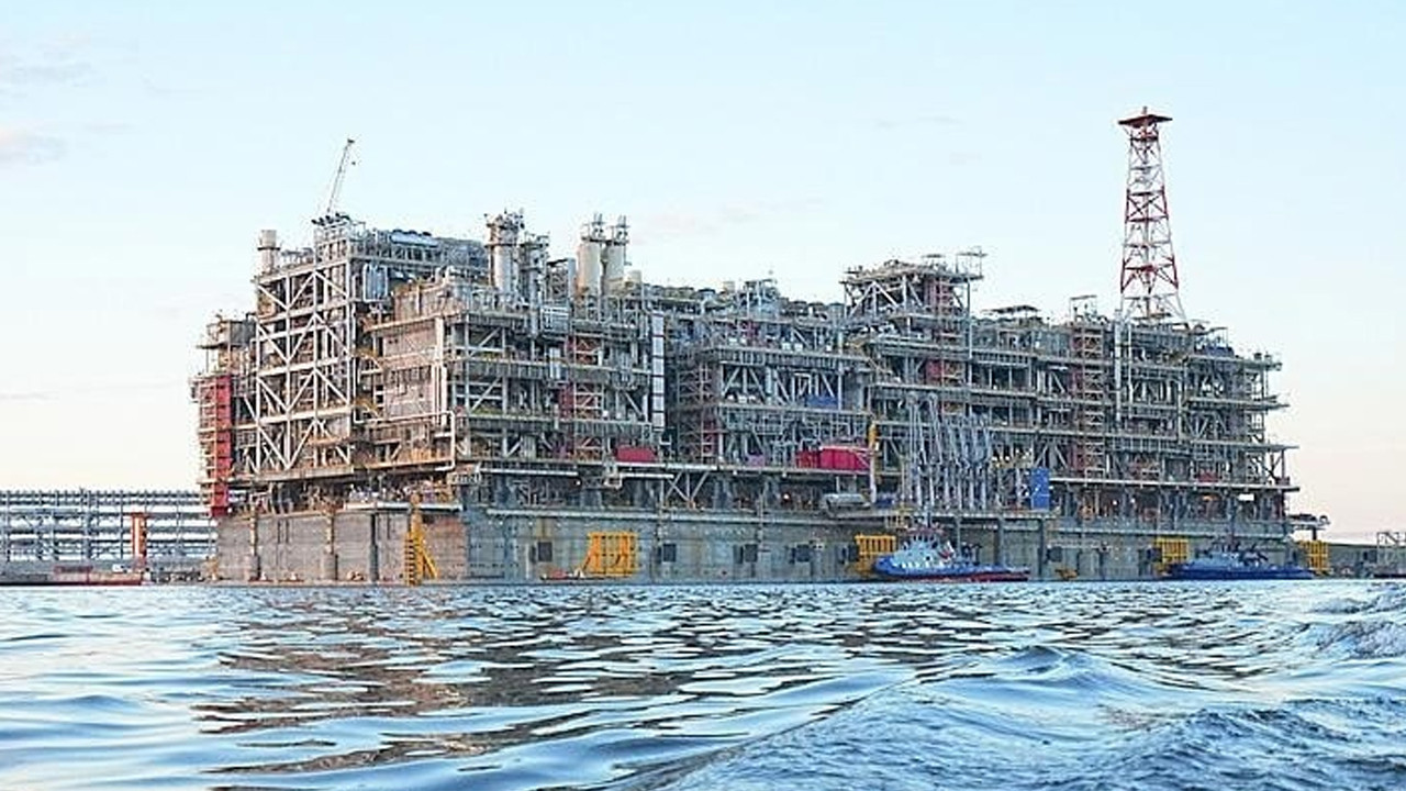 Putin’den Arktik LNG 2 kararı: TotalEnergies’in payı Rus şirketine satılıyor