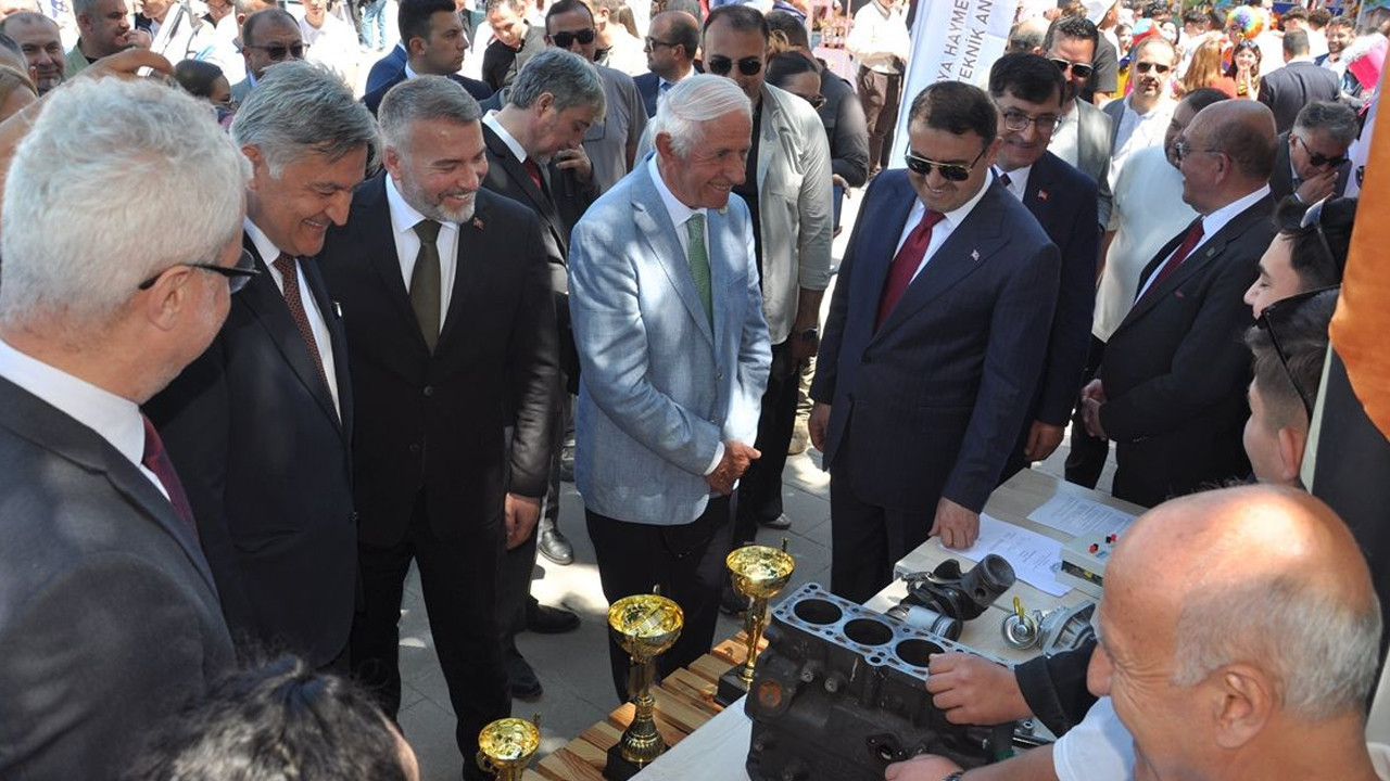 Kütahya’da İstihdam ve Kariyer Fuarı