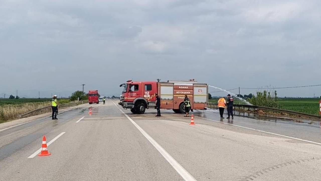 Saman yüklü pikap küle döndü