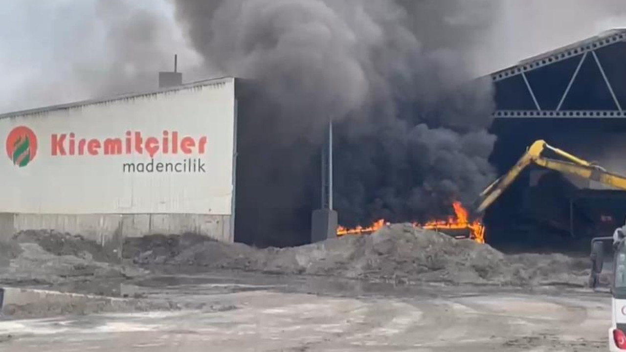 Maaşlarını alamayan maden işçilerinin eylem yaptığı tesiste yangın