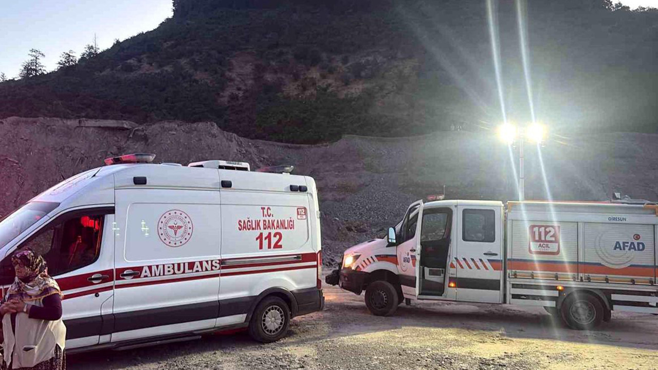 Dere suları yükseldi, mahsur kalan 2 kişi kurtarıldı