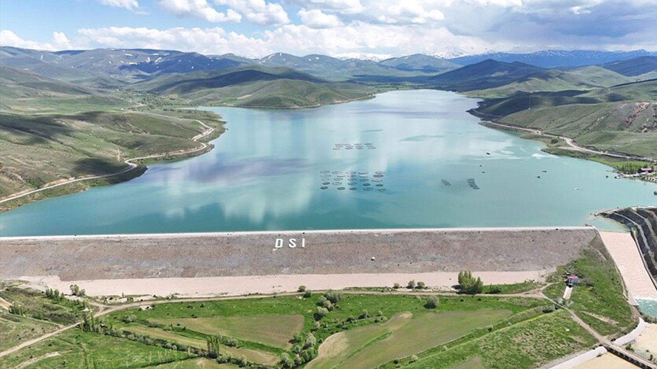 Bayburt'taki Demirözü Barajı'nda doluluk yüzde 100'e ulaştı