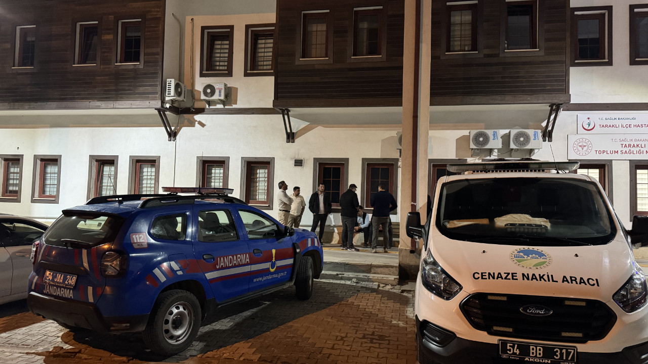 Traktör ile tarım makinesi arasına sıkışan çiftçi yaşamını yitirdi