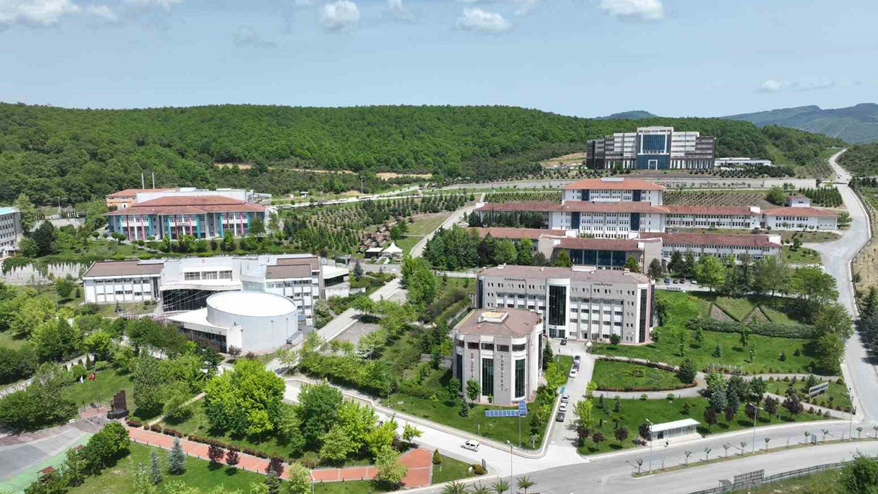 Düzce Üniversitesi bilimsel çalışma grubu toplantısına ev sa