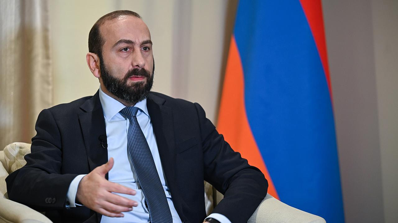 Ermenistan Dışişleri Bakanı Mirzoyan: Türkiye ile tam normal