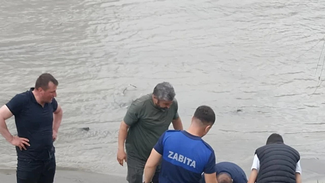 Kastamonu'da ırmağa düşen çocuk kurtarıldı
