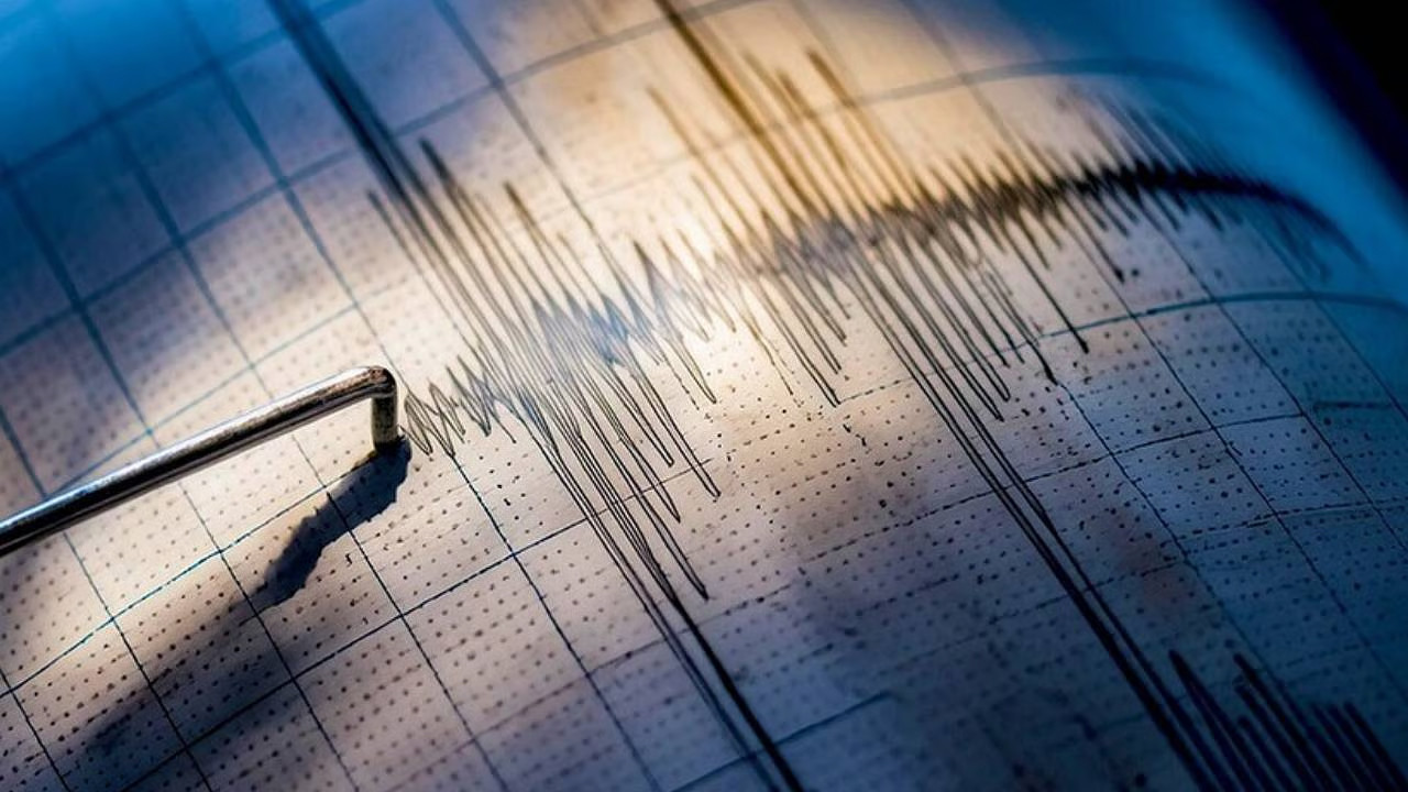 Antalya açıklarında 4 büyüklüğünde deprem