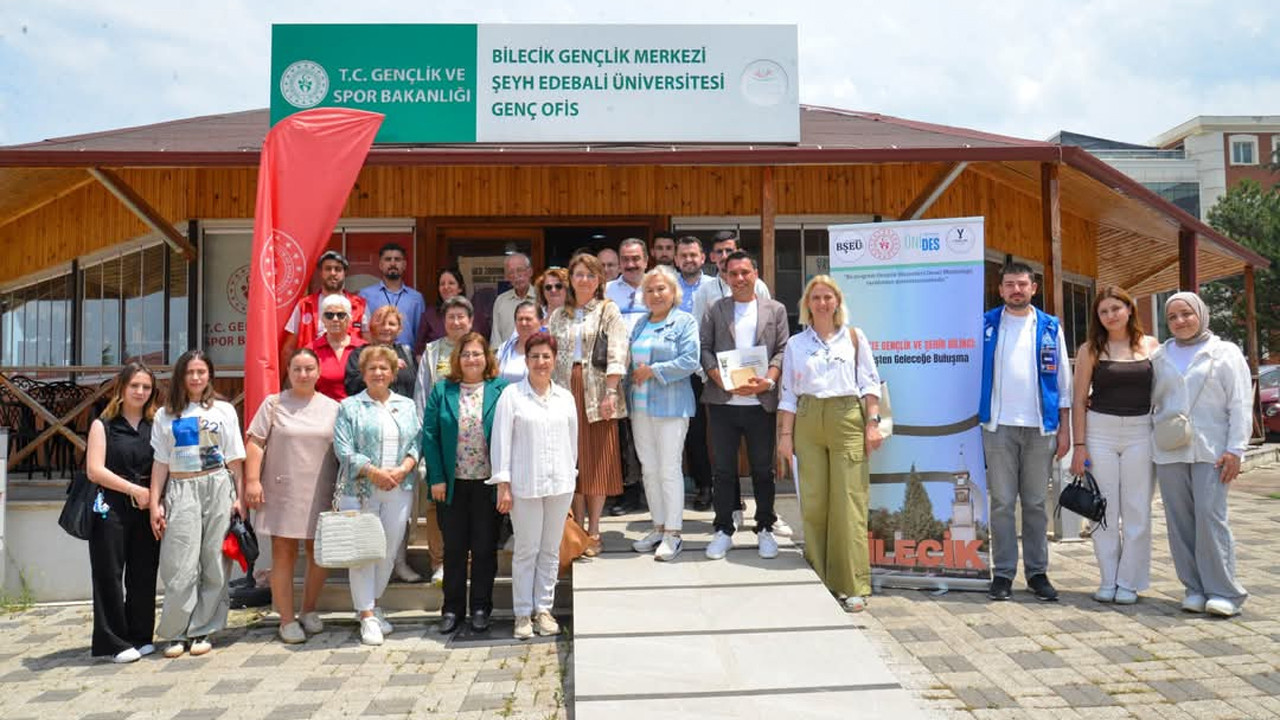 Bilecik Kent Belleği Yayın Kurulu Ekibinden Genç Ofisi’nde s
