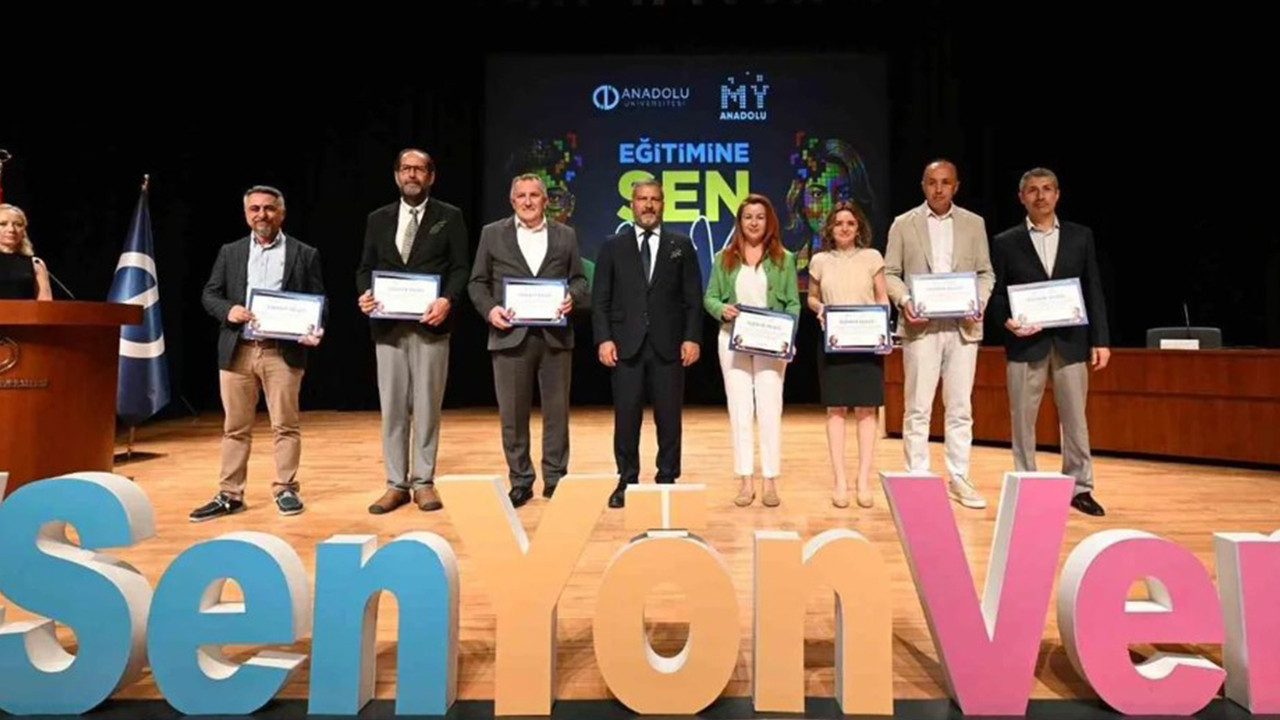 Anadolu Üniversitesi'nin "Mikro Yeterlilikler Ekos
