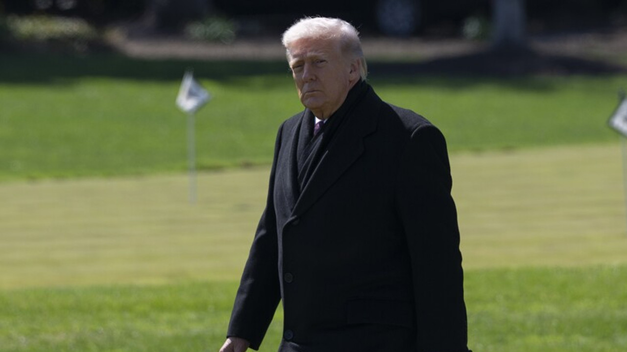 NBC: Trump, azalan füze stoklarına karşı savunma sanayisinde