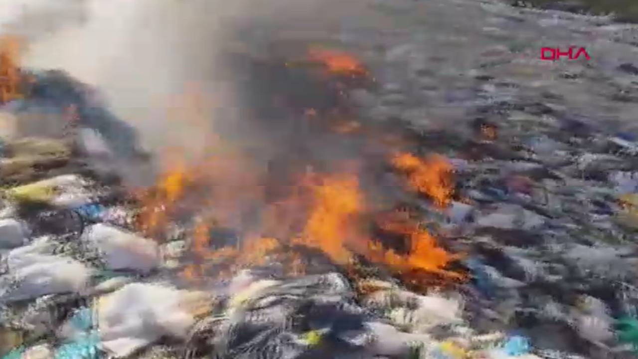 Siirt'te korkutan yangın: Katı atık tesisinden dumanlar yüks