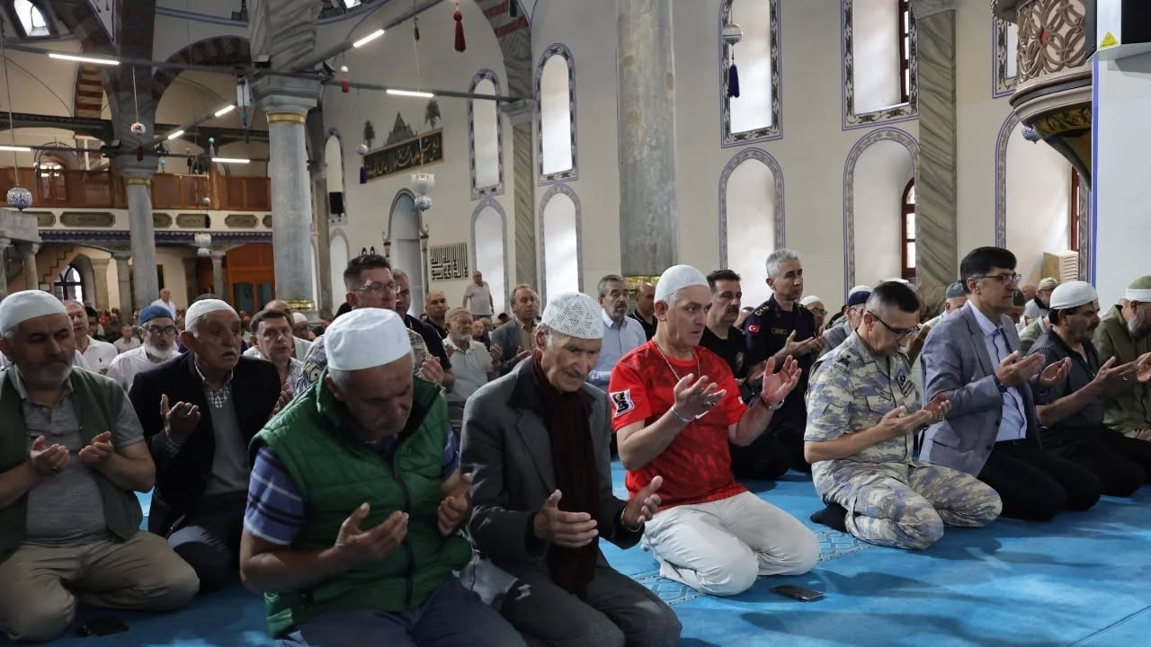 Jandarma Haftası’nda şehitlere vefa programı