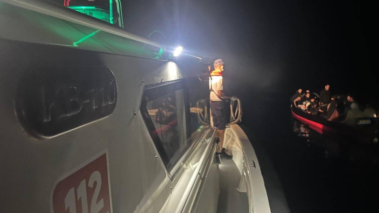 Bodrum açıklarında can pazarı: 32 göçmen kurtarıldı