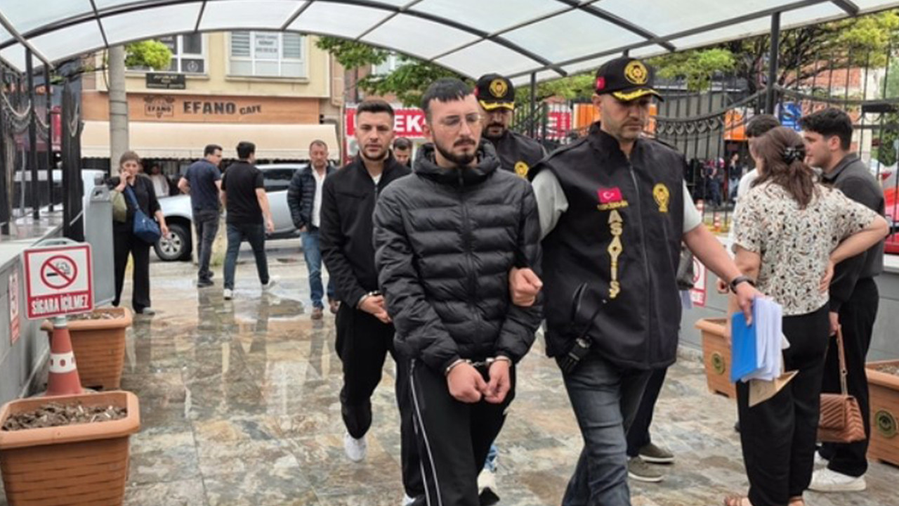 Eskişehir’de silahlı kavga: 1 kişi bacağından vuruldu, şüpheli kaçtı