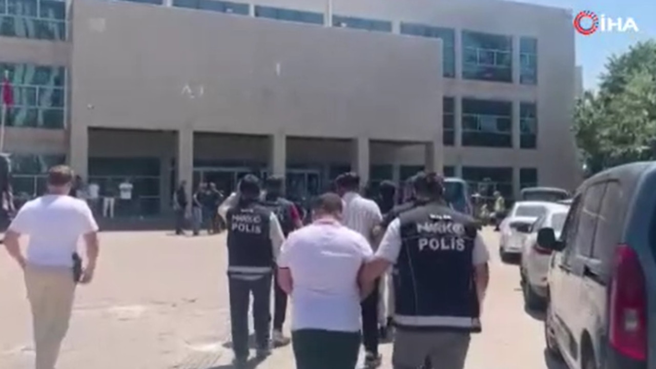 Narkotik ekiplerinden captagon baskını: 275 bin hap ele geçirildi, 3 kişi tutuklandı