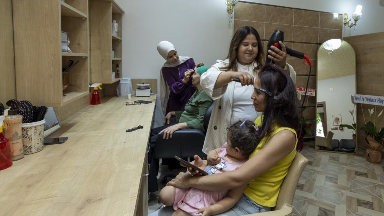 Mersin’de başarı hikayesi: Hobi olarak başladığı kurs sayesinde kendi iş yerini açtı