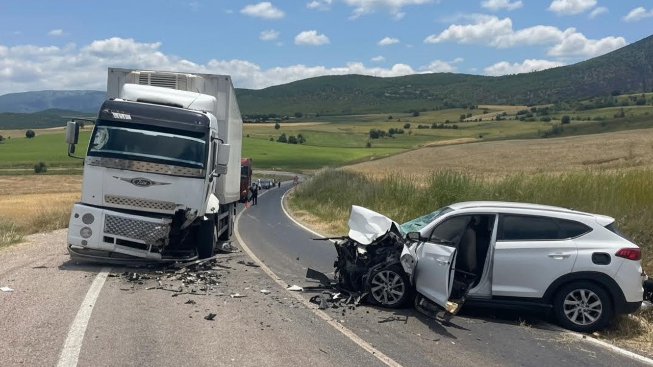 Zile’de trafik kazası: 4 yaralı
