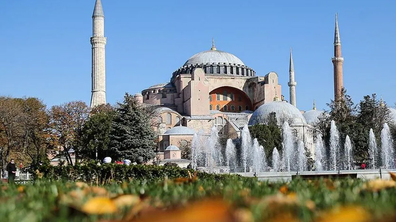Ayasofya’nın yeniden ibadete açılışının 6’ncı yıl dönümünde İçişleri Bakanı Çiftçi’den mesaj