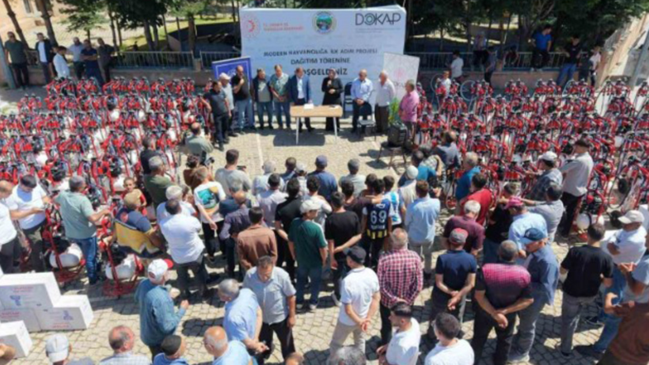 250 üreticiye 8 milyon liralık dev destek: Makine ve ekipmanlar teslim edildi