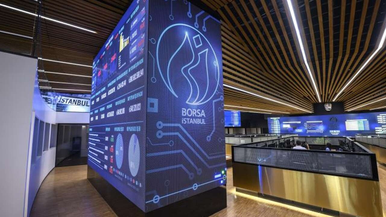 Borsa İstanbul’da satış baskısı arttı: BIST 100 günün ilk yarısında geriledi