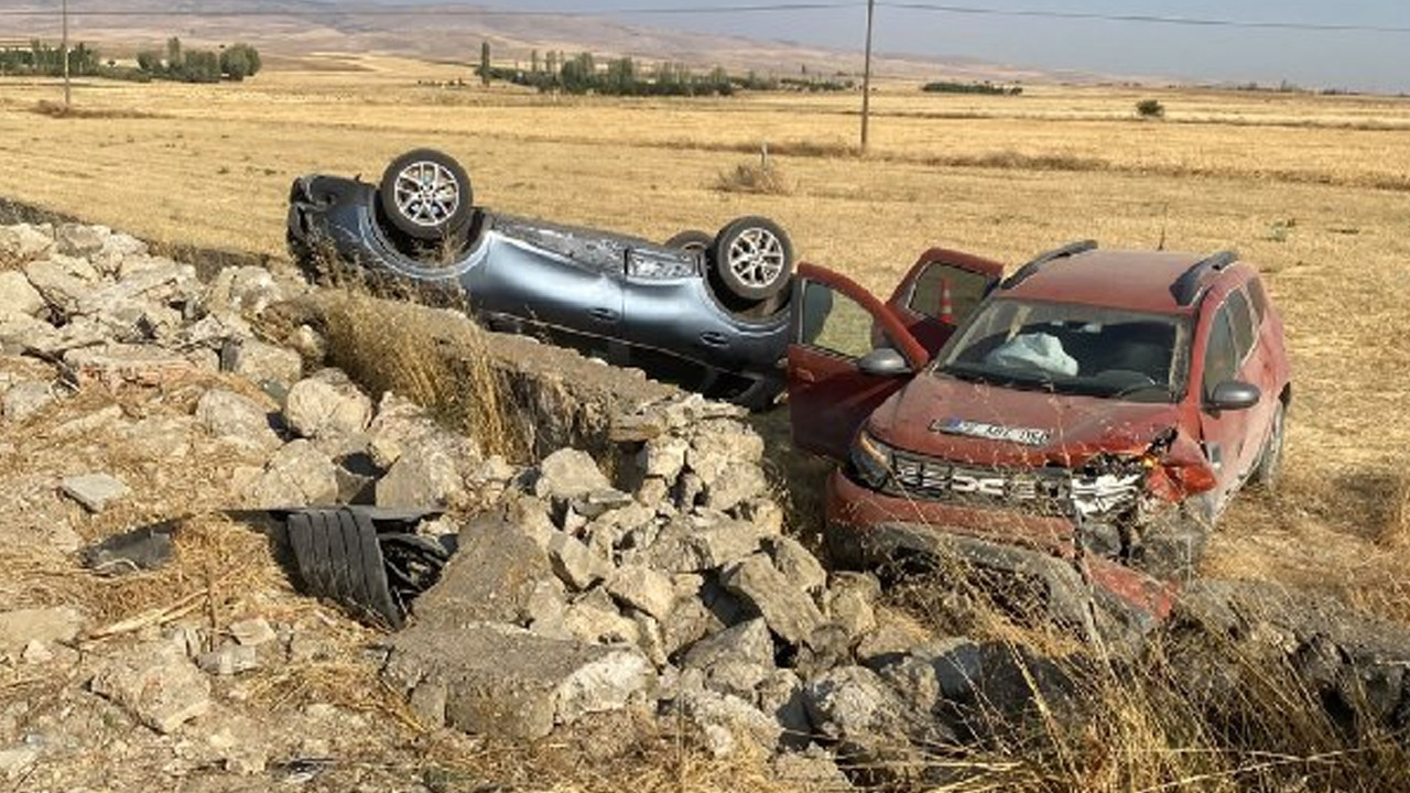 Afyonkarahisar’da trafik kazası can aldı: 1 ölü, 5 yaralandı