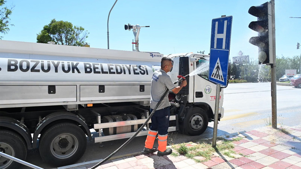 Bozüyük’te sinyalizasyon sistemlerinde temizlik çalışması