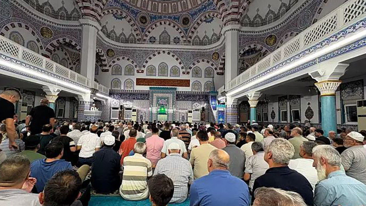 Kayseri ve çevre illerde Mevlit Kandili dualarla idrak edildi