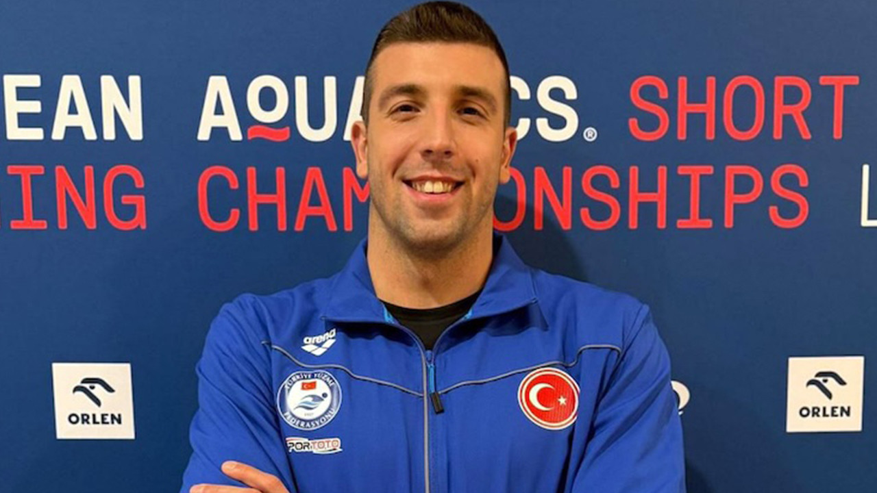 Milli yüzücü Emre Sakçı'dan Akdeniz Oyunları'nda altın madalya