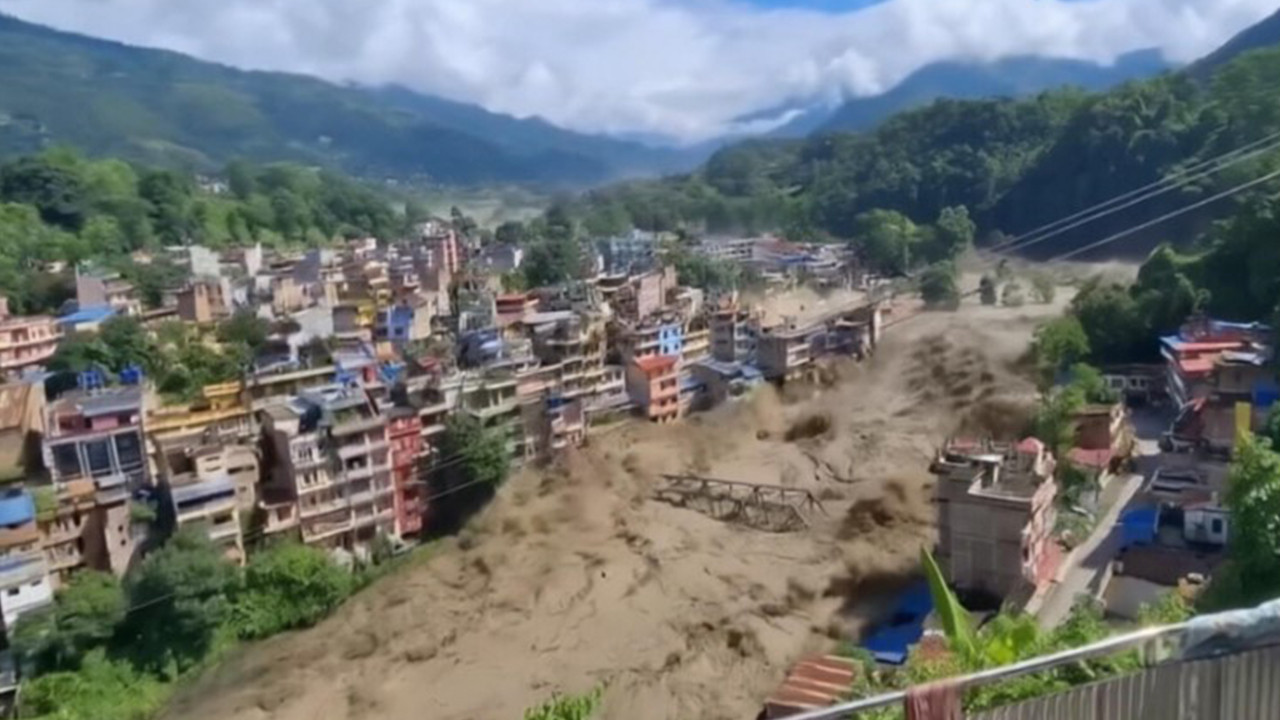 Nepal’de sel felaketi: Can kaybı 31’e yükseldi