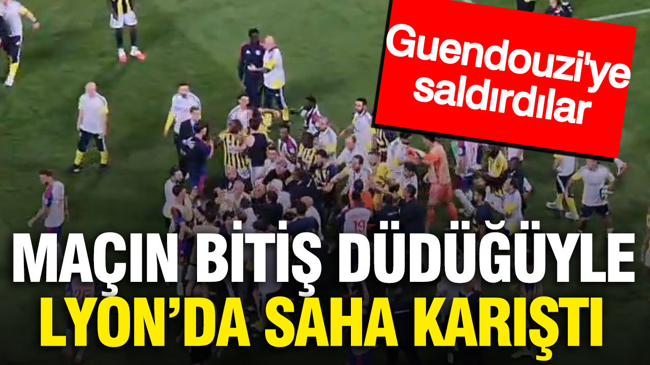 Lyon-Fenerbahçe maçının bitiş düdüğüyle saha karış…