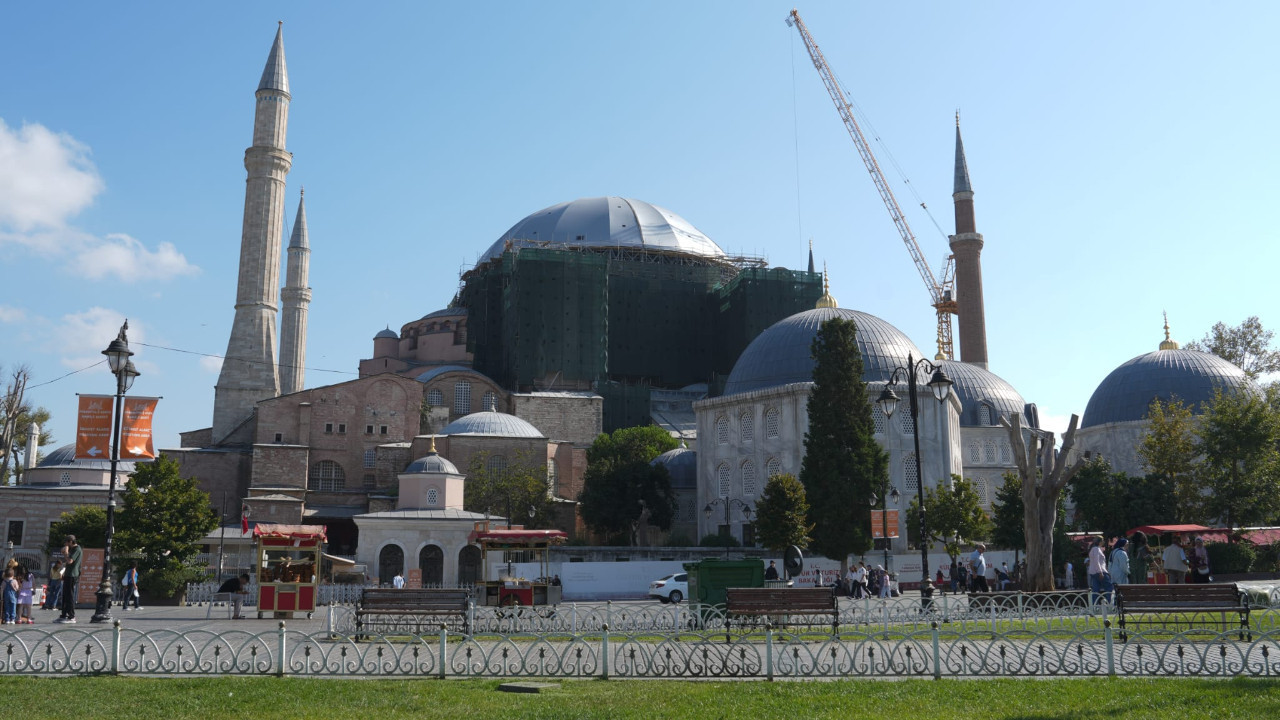 Ayasofya’da restorasyon : 3 etap tamamlandı