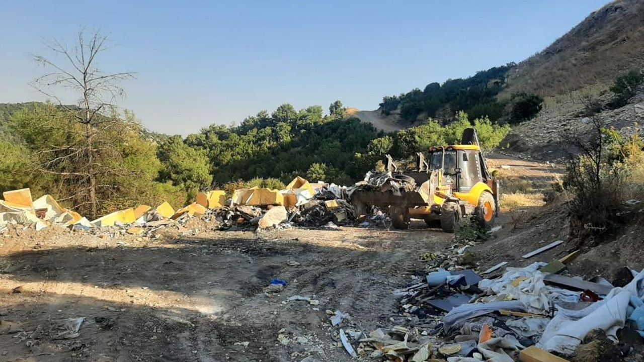 Bilecik'te orman alanına atık dökenlere zabıtadan cezai işlem