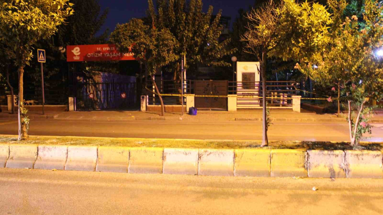 Durakta bulunan şüpheli çanta ekipleri harekete geçirdi