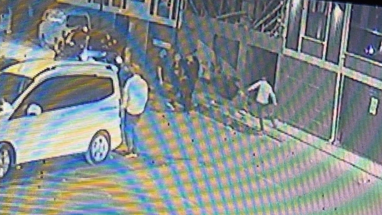 Araç ticareti silahlı kavgaya döndü
