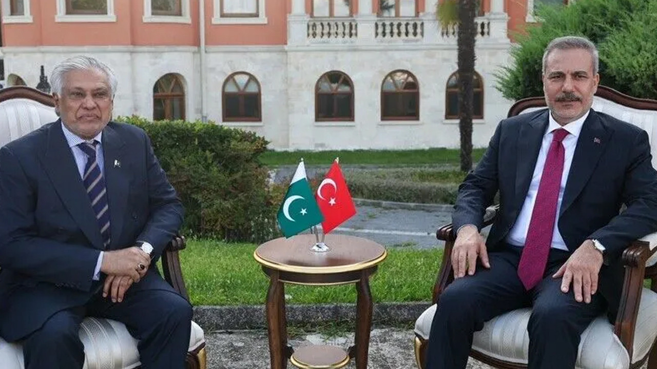 Bakanı Fidan, Pakistanlı mevkidaşıyla görüştü