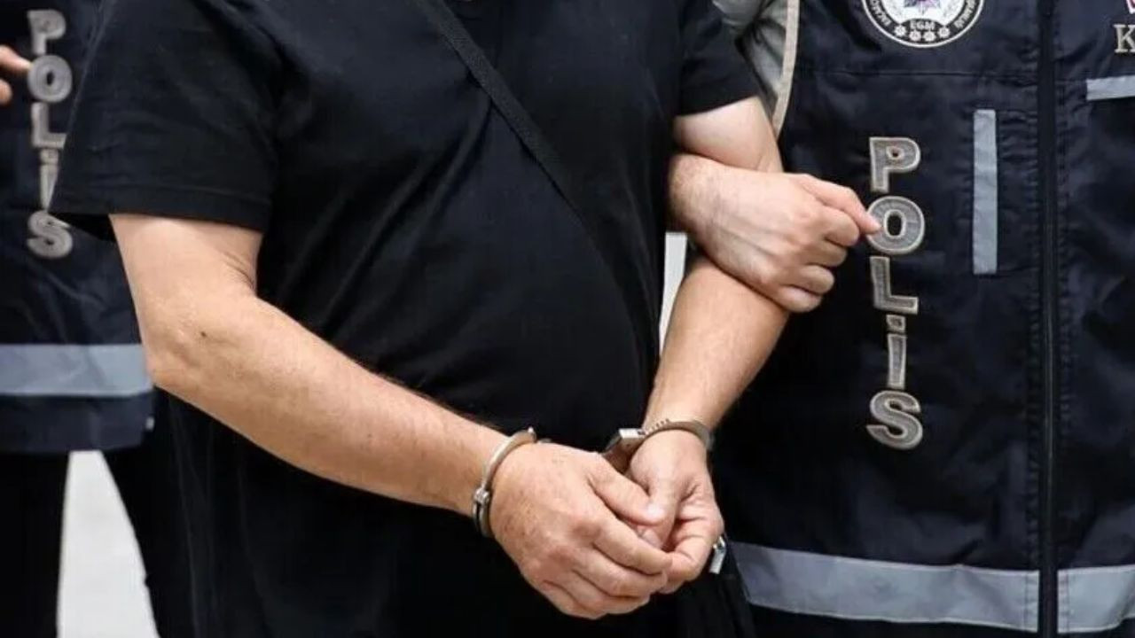 Samsun'da zehir tacirlerine operasyon: 8 şüpheli gözaltına alındı