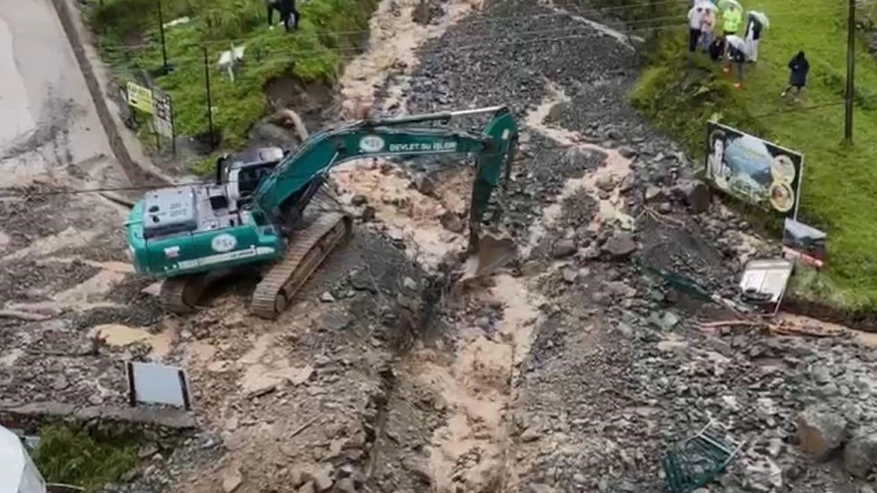 Uzungöl’de ikinci taşkın: Turistler mahsur kaldı