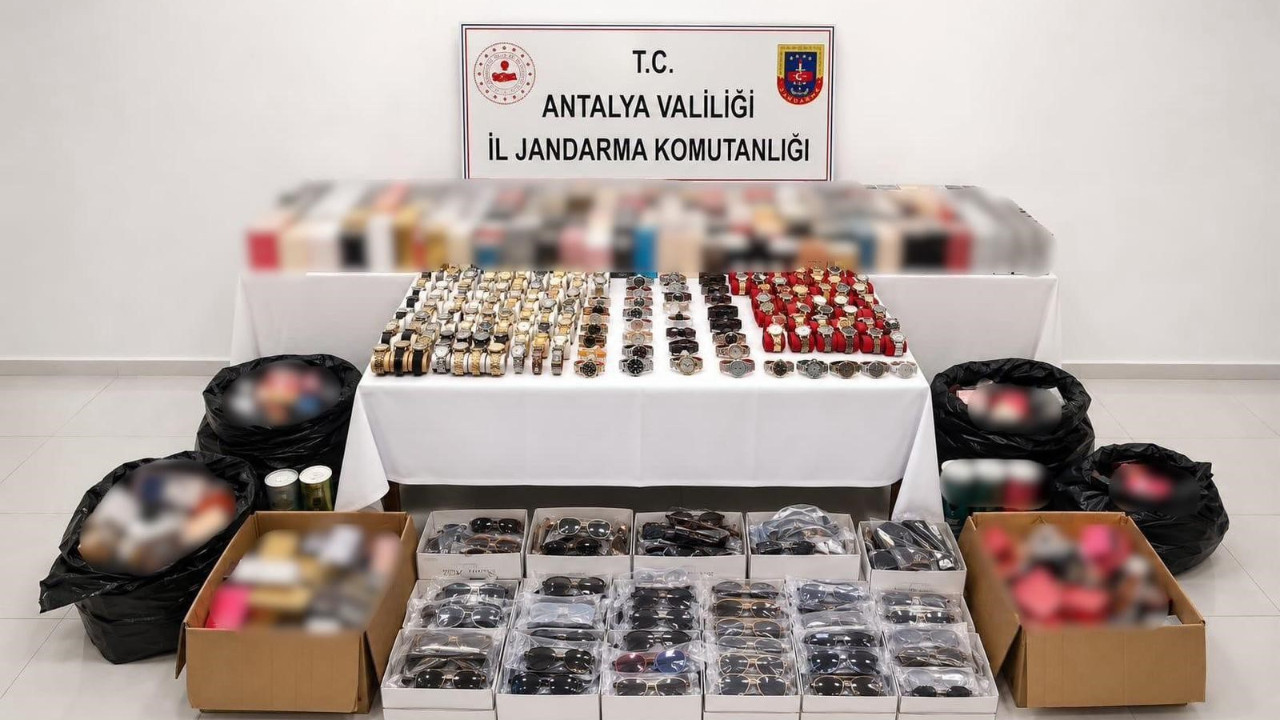 Manavgat’ta kaçakçılık operasyonu: 4,3 milyon liralık ürün ele geçirildi