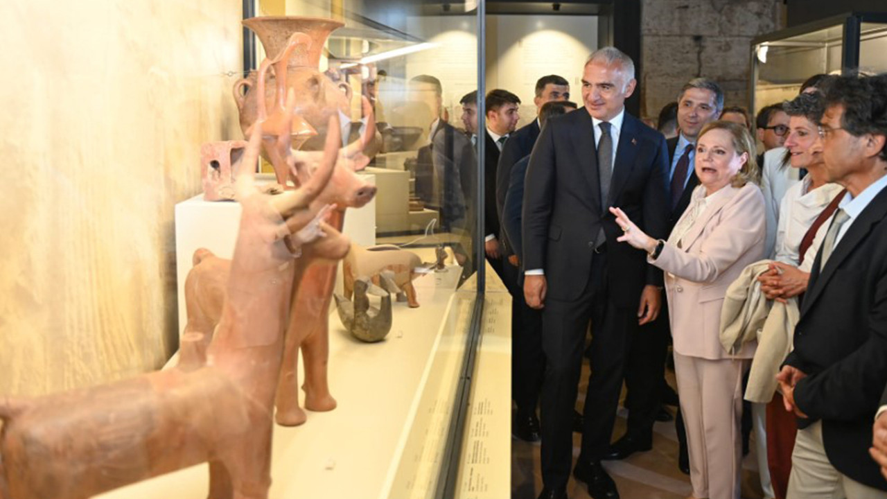 Troya’nın hikayesi Roma’yı büyüledi: 2 milyonu aşkın kişi ziyaret etti