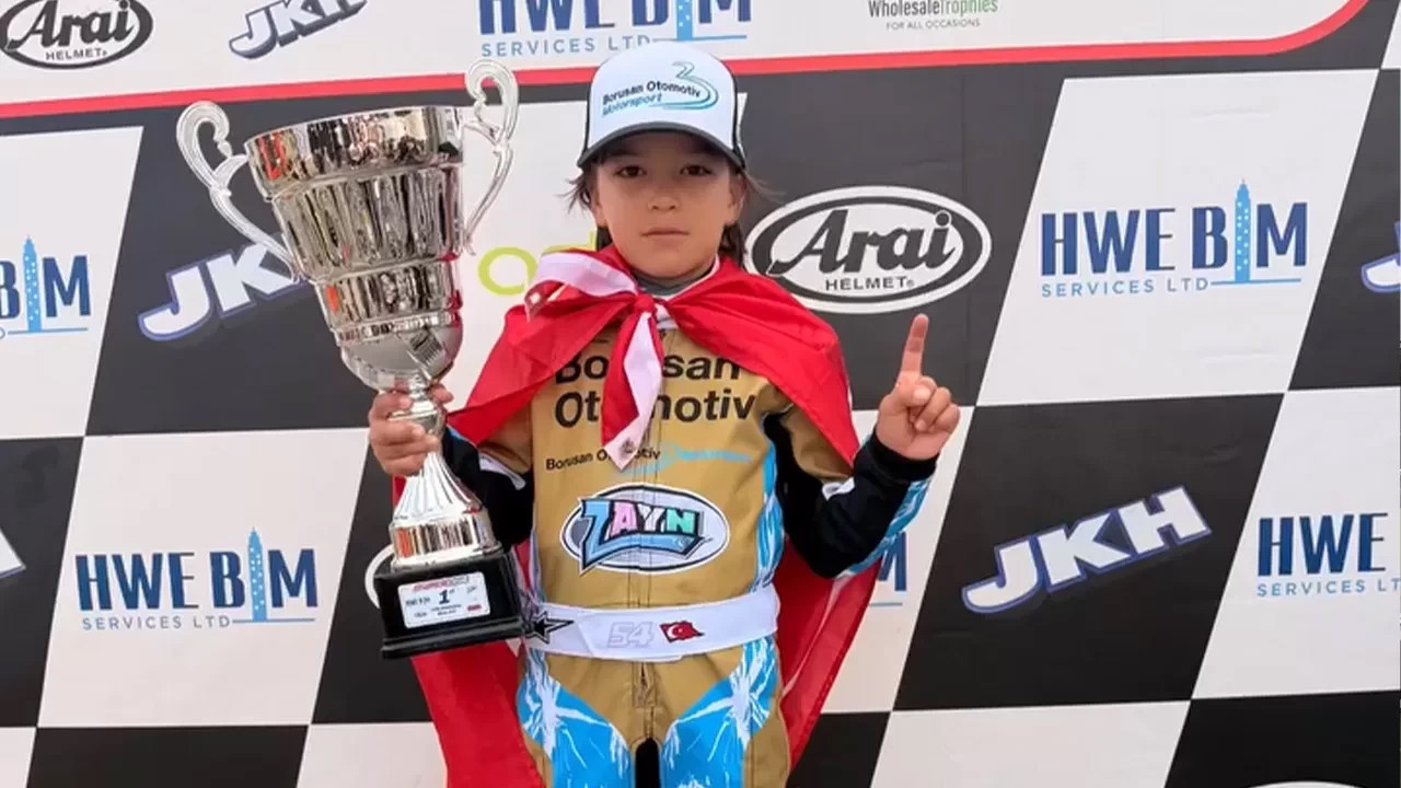 Zayn Sofuoğlu SuperOne Karting’de şampiyon oldu