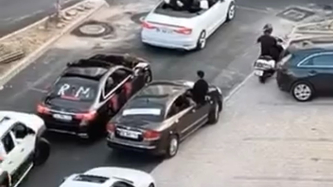 Bursa’da düğün konvoyu trafiği kilitledi